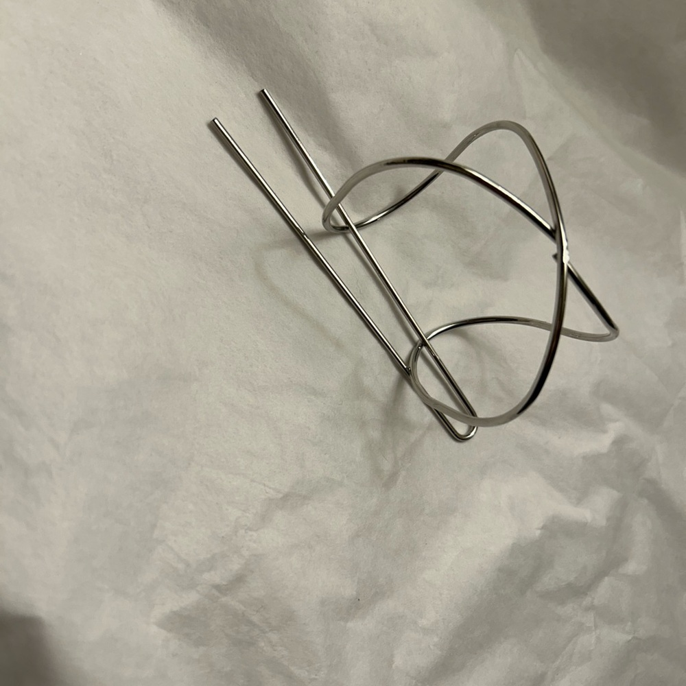 Silver Bun Accessory - Picture 3 of 4